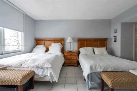 5601 Collins Avenue Miami Beach FL 33140