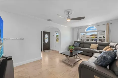 14018 SW 161st Terrace Miami FL 33177