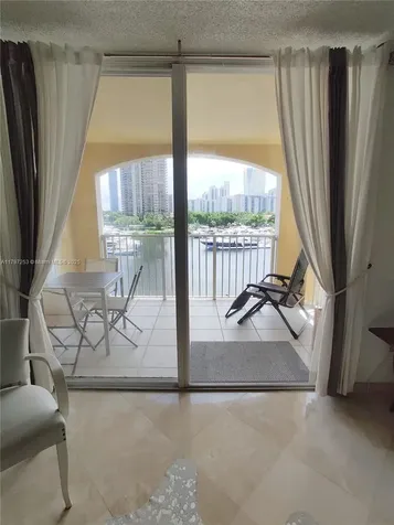 19877 E Country Club Drive Aventura FL 33180