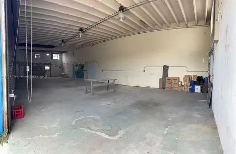 748 NW 24th Street Miami FL 33127