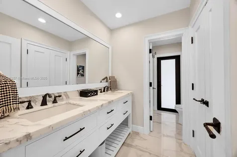 15920 SW 81st Avenue Palmetto Bay FL 33157