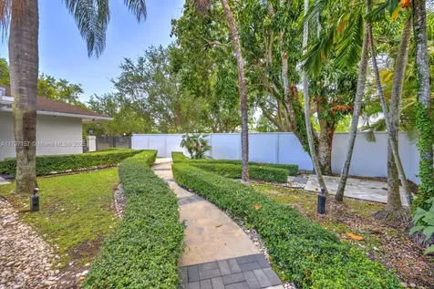 15920 SW 81st Avenue Palmetto Bay FL 33157
