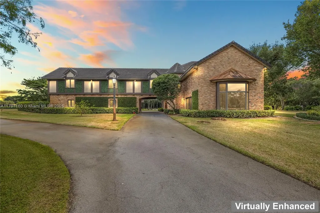 8700 Surrey Lane Boca Raton FL 33496