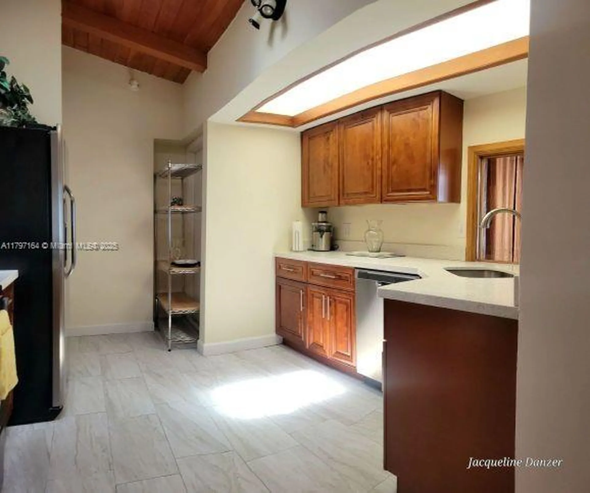 2241 NE 38th Street Lighthouse Point FL 33064