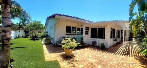 2241 NE 38th Street Lighthouse Point FL 33064