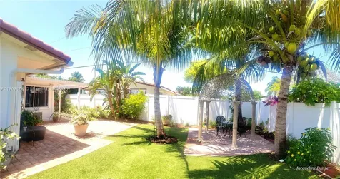 2241 NE 38th Street Lighthouse Point FL 33064