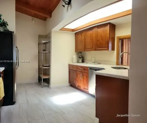 2241 NE 38th Street Lighthouse Point FL 33064