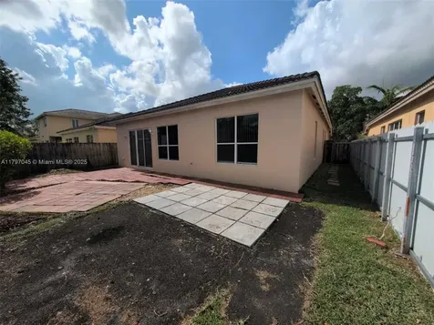 2013 NE 3rd Court Homestead FL 33033