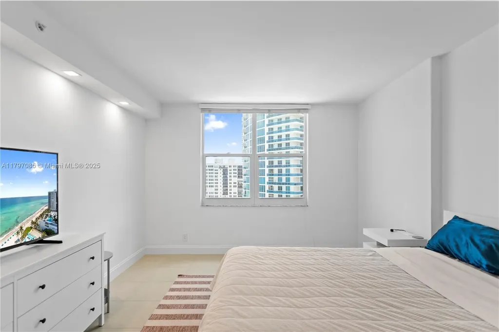 2501 S Ocean Drive Hollywood FL 33019
