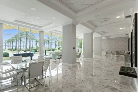 2501 S Ocean Drive Hollywood FL 33019