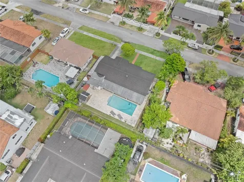 1730 SW 97th Court Miami FL 33165