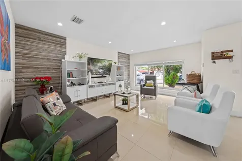 1730 SW 97th Court Miami FL 33165
