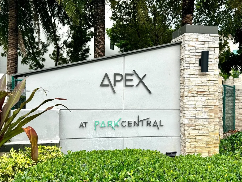 8175 NW 104th Avenue Doral FL 33178