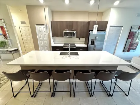8175 NW 104th Avenue Doral FL 33178
