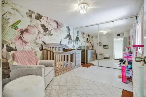 9136a SW 20th Place Davie FL 33324