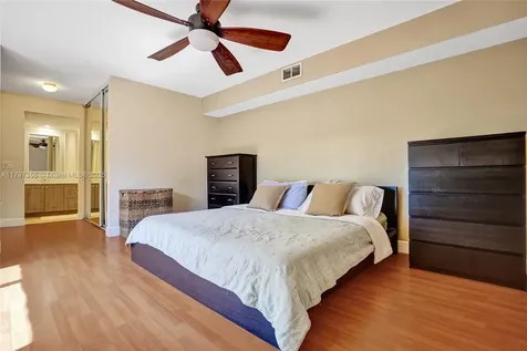 9136a SW 20th Place Davie FL 33324