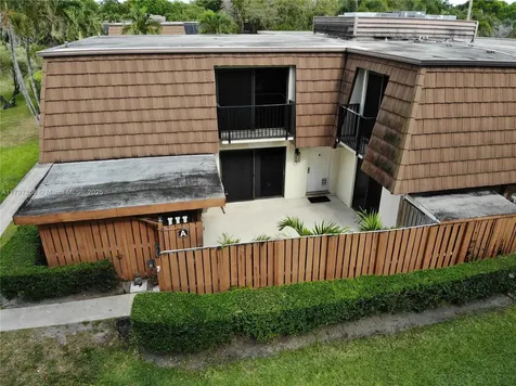 9136a SW 20th Place Davie FL 33324
