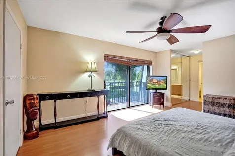 9136a SW 20th Place Davie FL 33324