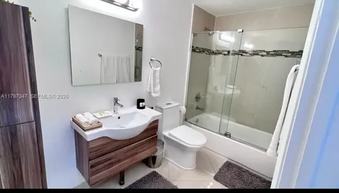 19701 E Country Club Drive Aventura FL 33180