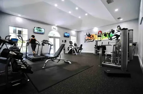 19701 E Country Club Drive Aventura FL 33180
