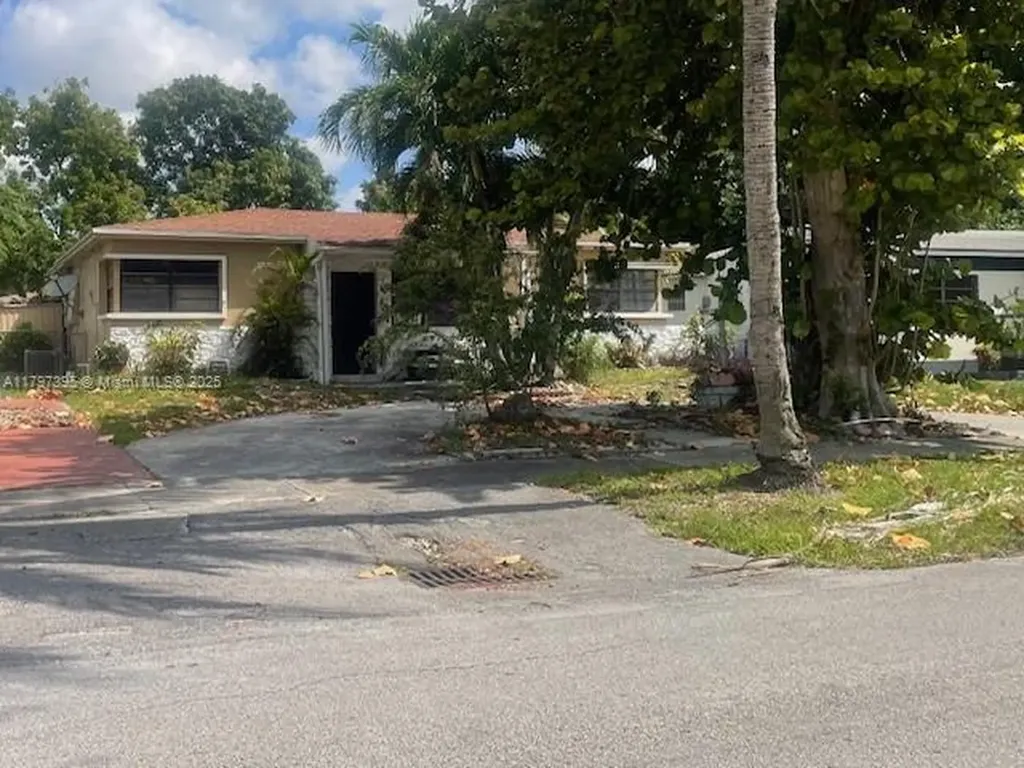 251 NE 170th Street North Miami Beach FL 33162