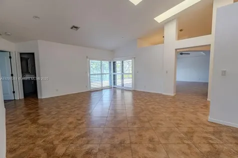 808 Hampton Court Weston FL 33326