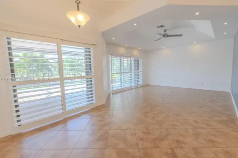 808 Hampton Court Weston FL 33326
