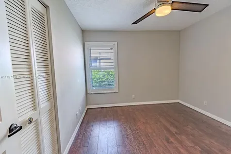 808 Hampton Court Weston FL 33326