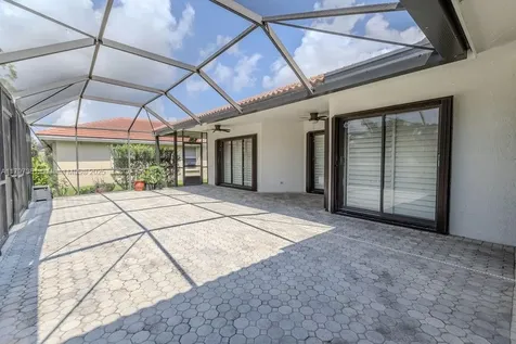 808 Hampton Court Weston FL 33326