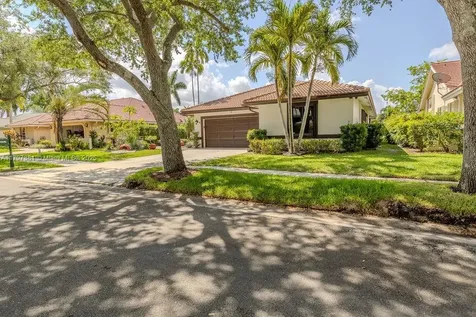 808 Hampton Court Weston FL 33326