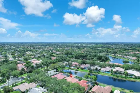 808 Hampton Court Weston FL 33326