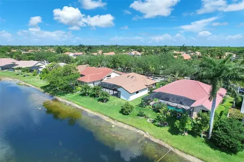 808 Hampton Court Weston FL 33326