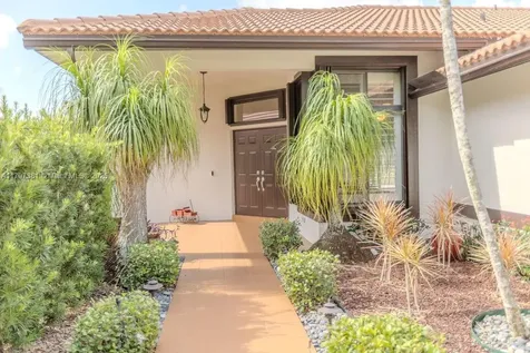 808 Hampton Court Weston FL 33326
