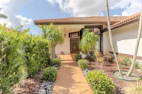 808 Hampton Court Weston FL 33326