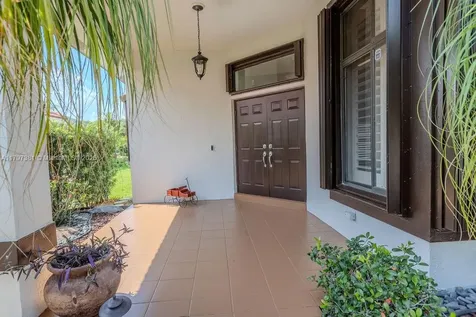 808 Hampton Court Weston FL 33326