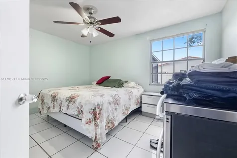 1922 NW 4th Street Miami FL 33125