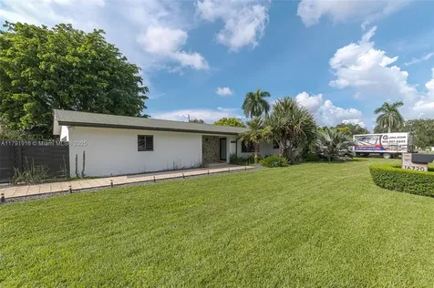 16720 SW 276th Street Homestead FL 33031