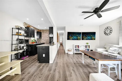 1595 NE 174th Street North Miami Beach FL 33162