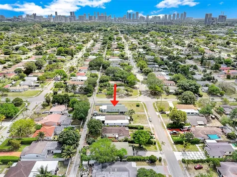 1595 NE 174th Street North Miami Beach FL 33162