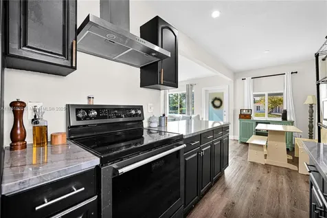 1595 NE 174th Street North Miami Beach FL 33162