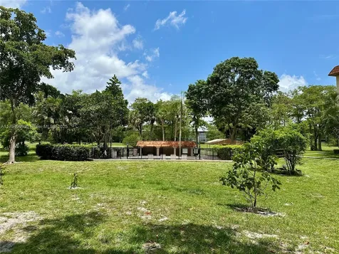 6201 N Falls Circle Drive Lauderhill FL 33319