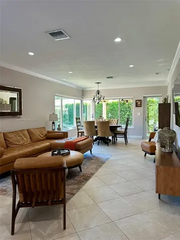 814 Capri Street Coral Gables FL 33134