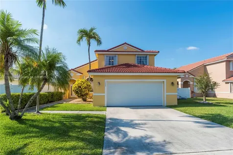 1060 NW 192nd Avenue Pembroke Pines FL 33029