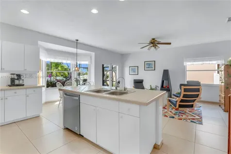 1060 NW 192nd Avenue Pembroke Pines FL 33029