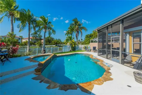 1060 NW 192nd Avenue Pembroke Pines FL 33029
