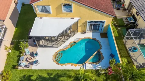 1060 NW 192nd Avenue Pembroke Pines FL 33029