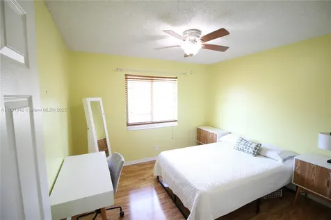 990 Hickory Trail Wellington FL 33414