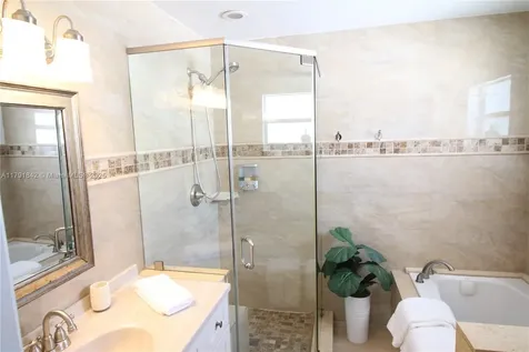 990 Hickory Trail Wellington FL 33414