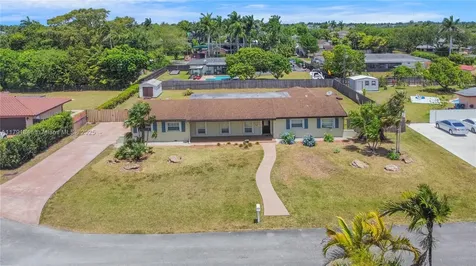 18615 SW 295th Terrace Homestead FL 33030