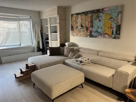 10251 SW 77th Court Miami FL 33156
